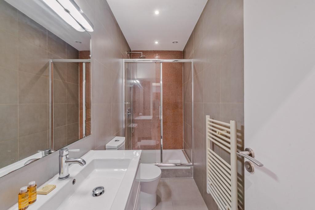 Sweet Inn - Enghien Paris Bagian luar foto